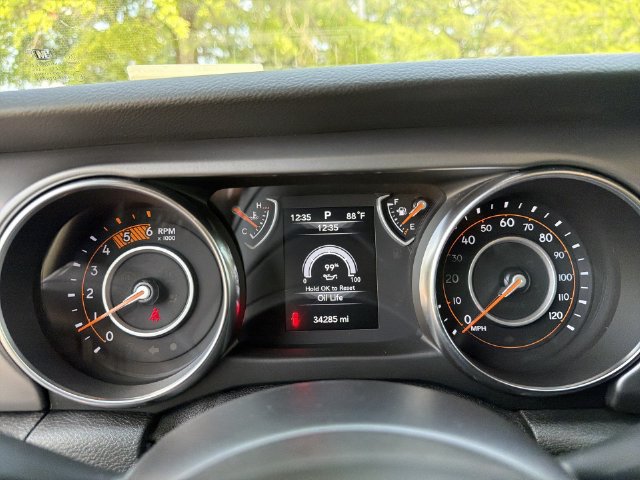 Used 2021 Jeep Wrangler Unlimited Sport AWD/4WD image 15