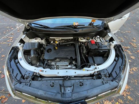 Used 2025 Chevrolet Equinox LT image 28