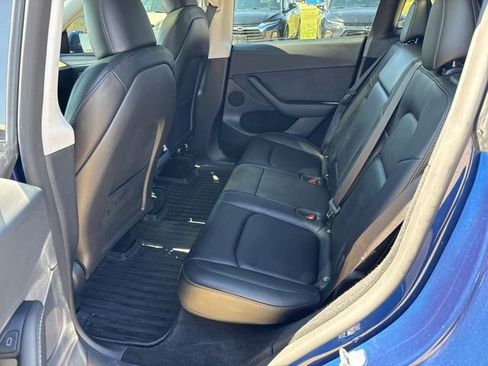 Used 2023 Tesla Model Y Long Range image 16