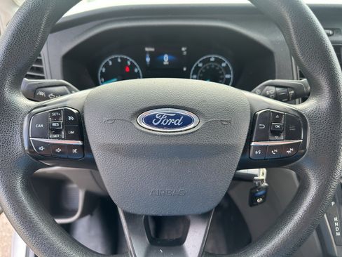 Used 2020 Ford Transit 250 Medium Roof RWD image 17