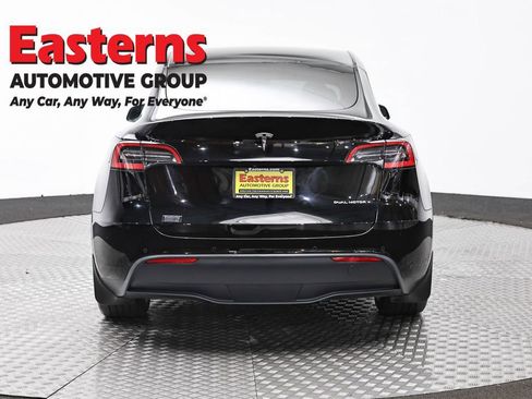 Used 2021 Tesla Model Y Long Range AWD/4WD image 6