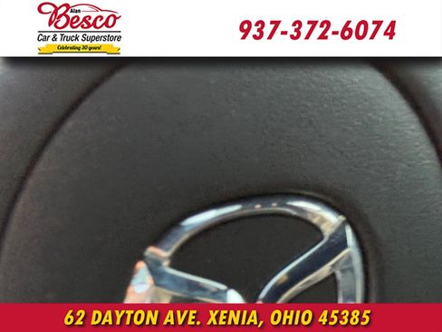 Used 2019 MAZDA MAZDA3 Hatchback w/ Preferred Package FWD image 11