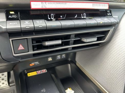 New 2026 Toyota Camry SE w/ Convenience Package FWD image 23