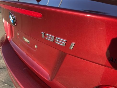 Used 2012 BMW 135i Convertible image 9