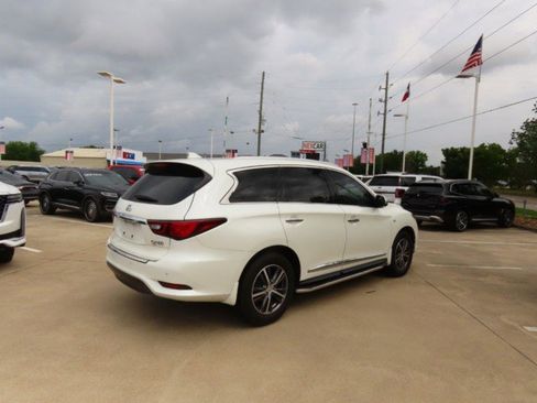 Used 2019 INFINITI QX60 Luxe w/ Essential Package image 9