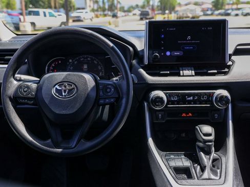 Used 2024 Toyota RAV4 XLE AWD/4WD image 22