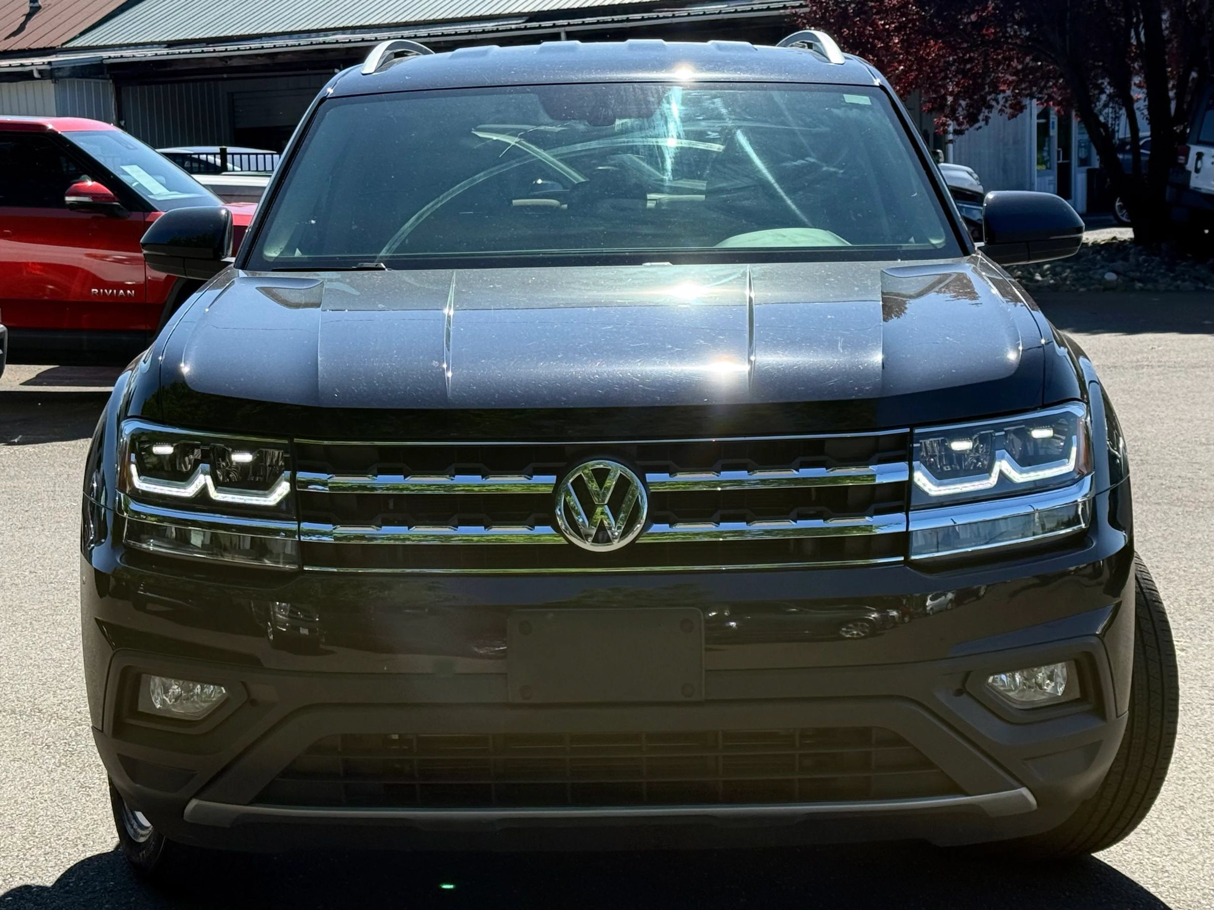 Used 2018 Volkswagen Atlas SE AWD/4WD image 2