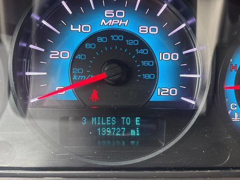 Used 2012 Ford Fusion SEL FWD image 29