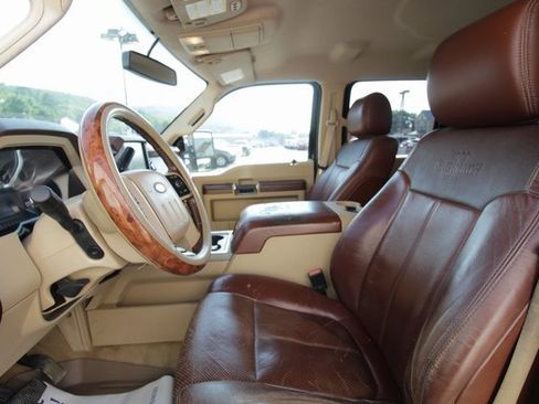 Used 2013 Ford F350 King Ranch w/ King Ranch w/Chrome Pkg image 15