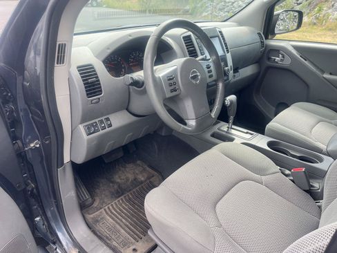 Used 2019 Nissan Frontier SV w/ Value Truck Package AWD/4WD image 11