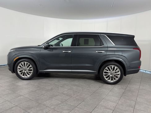 Used 2020 Hyundai Palisade Limited FWD image 2