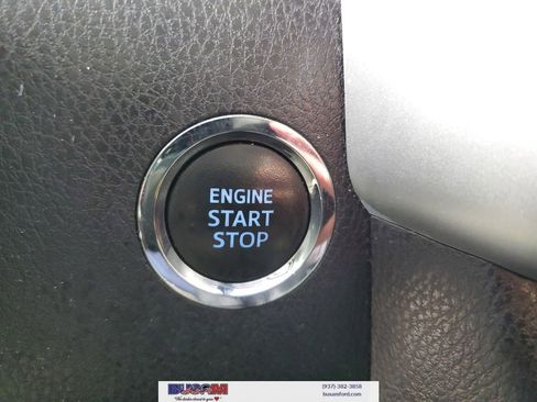 Used 2019 Toyota Highlander XLE image 32