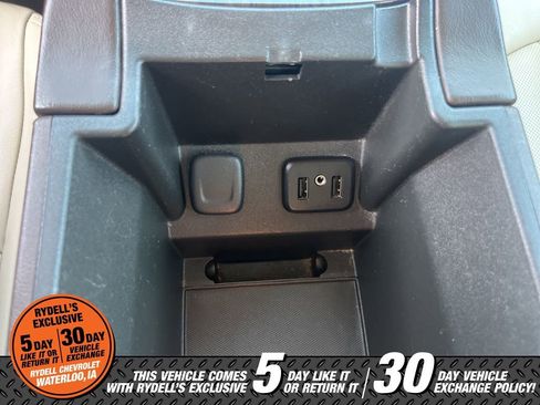 Certified 2017 Buick LaCrosse Essence w/ Sights and Sounds Package image 40