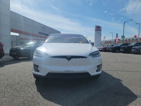 Used 2021 Tesla Model X Performance AWD/4WD image 2