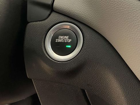 Used 2024 Chevrolet Equinox LT image 20