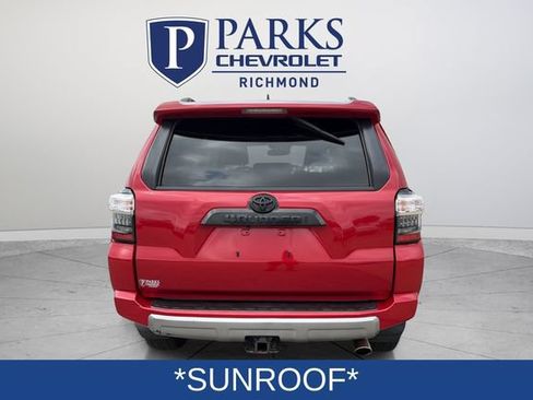Used 2021 Toyota 4Runner TRD Off-Road Premium w/ Moonroof Package AWD/4WD image 6