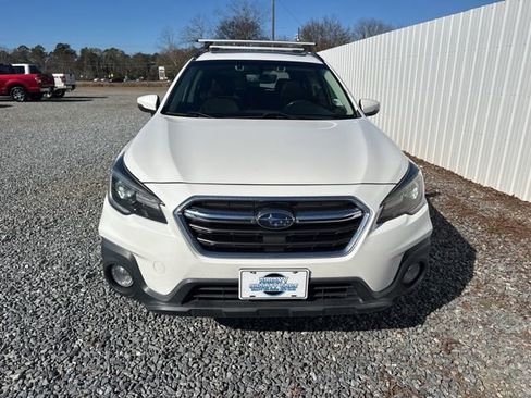 Used 2018 Subaru Outback 3.6R Touring image 8