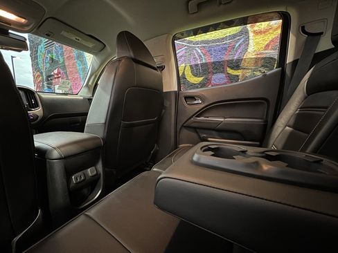 Used 2018 GMC Canyon Denali image 20