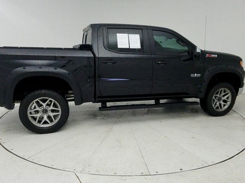 Used 2025 Chevrolet Silverado 1500 LT w/ Texas Edition Plus AWD/4WD image 9