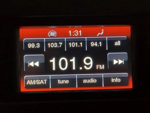 Used 2016 Dodge Journey SE w/ Flexible Seating Group image 25