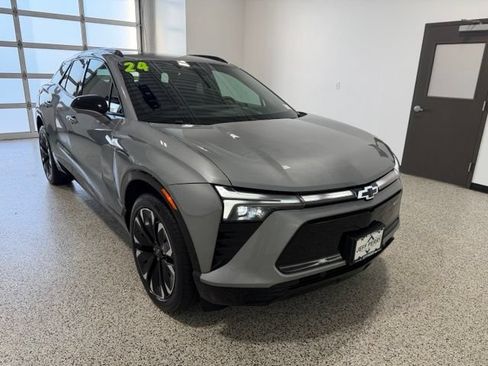 Used 2024 Chevrolet Blazer EV RS AWD/4WD image 2