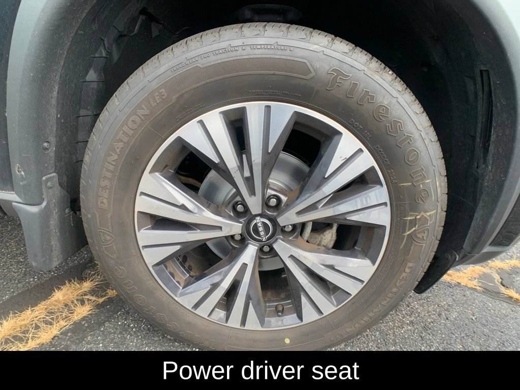Used 2023 Nissan Rogue SV w/ SV Premium B Package AWD/4WD image 14