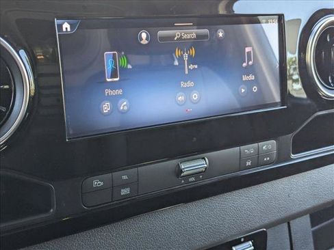 Used 2025 Mercedes-Benz Sprinter 2500 image 12