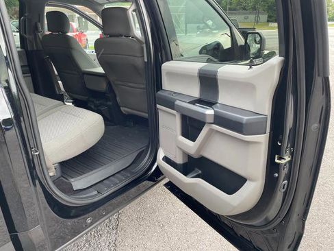 Used 2017 Ford F150 XLT w/ Trailer Tow Package image 23