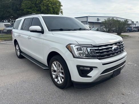 Used 2021 Ford Expedition Max XLT RWD image 3