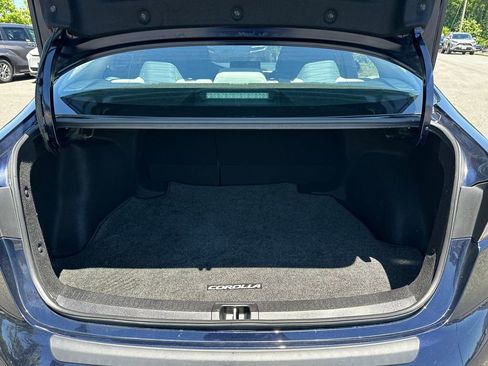 Used 2022 Toyota Corolla LE w/ Carpet Mat Package (TMS) FWD image 13