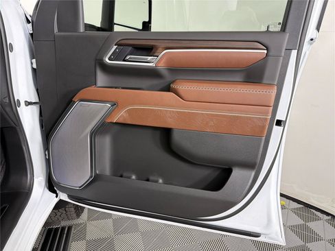 New 2026 GMC Sierra 2500 Denali Ultimate AWD/4WD image 12