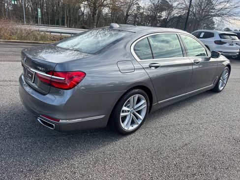 Used 2018 BMW 750i xDrive image 7