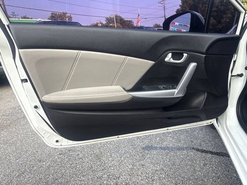 Used 2015 Honda Civic EX-L image 9
