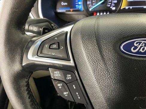Used 2018 Ford Edge Titanium w/ Ford Safe & Smart Package FWD image 24