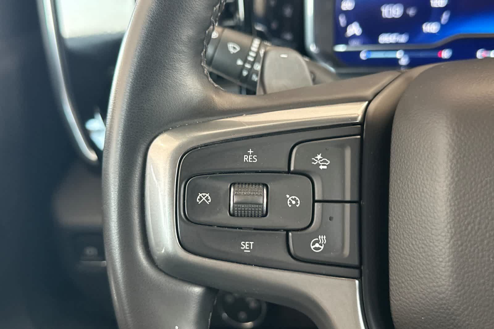 Used 2025 Chevrolet Silverado 1500 LT AWD/4WD image 27