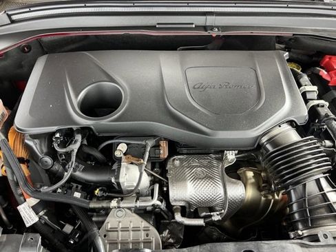 Used 2024 Alfa Romeo Tonale Ti image 32