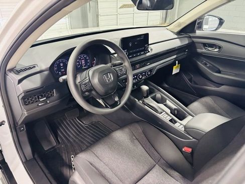 New 2025 Honda Accord SE image 19