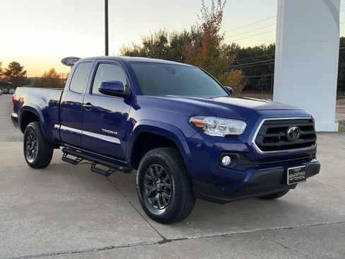 Certified 2023 Toyota Tacoma SR5 image 8