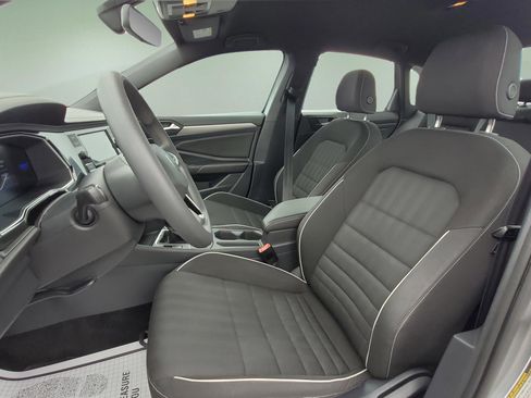 Used 2023 Volkswagen Jetta Sport image 26