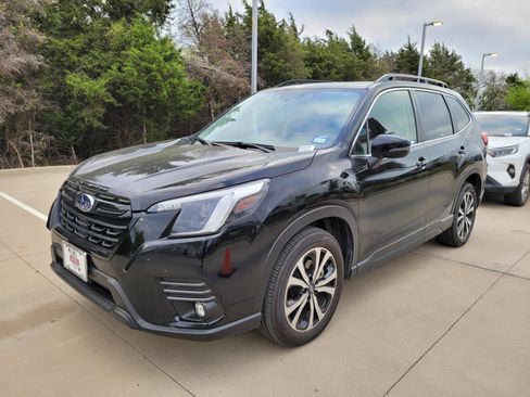 Used 2024 Subaru Forester Limited image 1