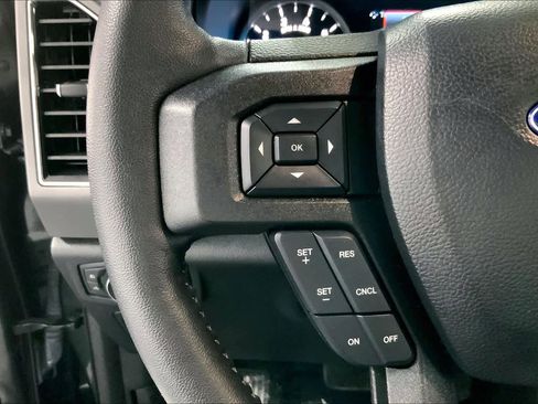 Used 2020 Ford F150 XLT w/ Equipment Group 302A Luxury AWD/4WD image 20