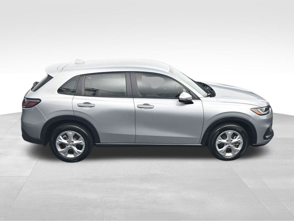 Certified 2025 Honda HR-V LX image 35