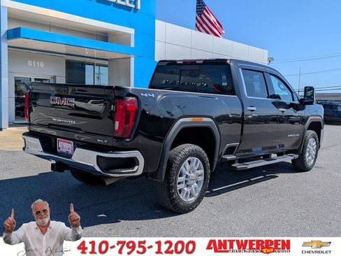 Used 2022 GMC Sierra 2500 SLT w/ SLT Convenience Package image 4