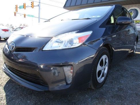 Used 2013 Toyota Prius Three image 4