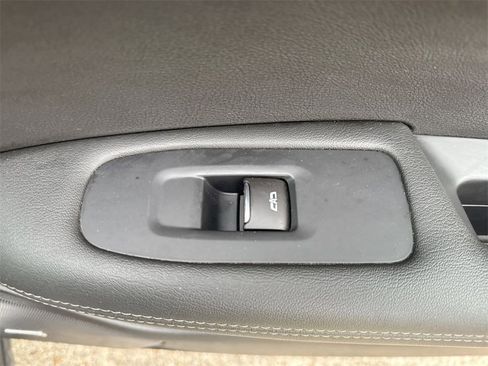 Used 2021 Cadillac XT6 Premium Luxury image 33