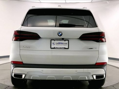 Used 2026 BMW X5 xDrive40i w/ Climate Comfort Package AWD/4WD image 3