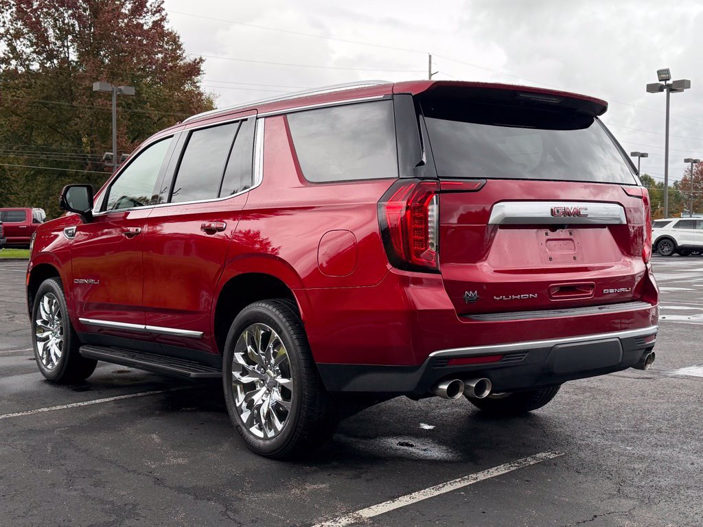 Used 2022 GMC Yukon Denali AWD/4WD image 8