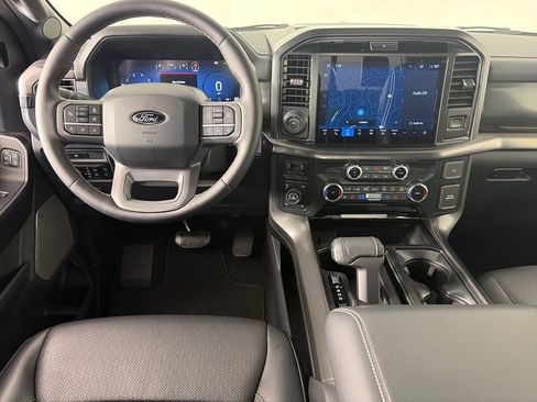 Used 2025 Ford F150 Lariat AWD/4WD image 14