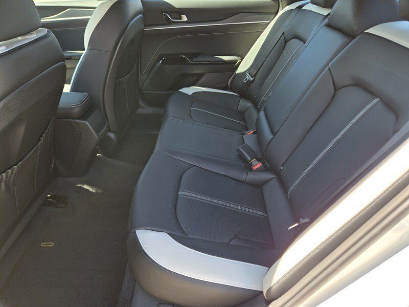 New 2026 Kia K5 GT-Line FWD image 7