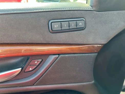 Used 2018 Cadillac Escalade Luxury image 31